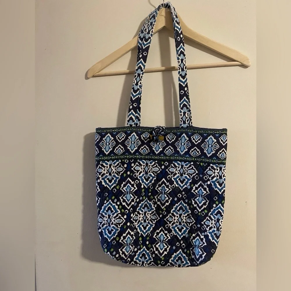 Vera Bradley damage handles